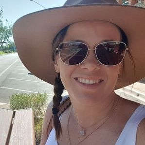 Meet your Posher, Joanne